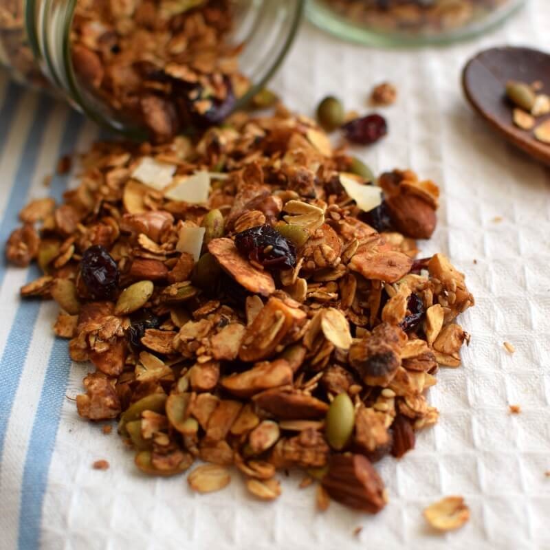 ¿Qué es la granola y cuáles son sus beneficios para la salud?